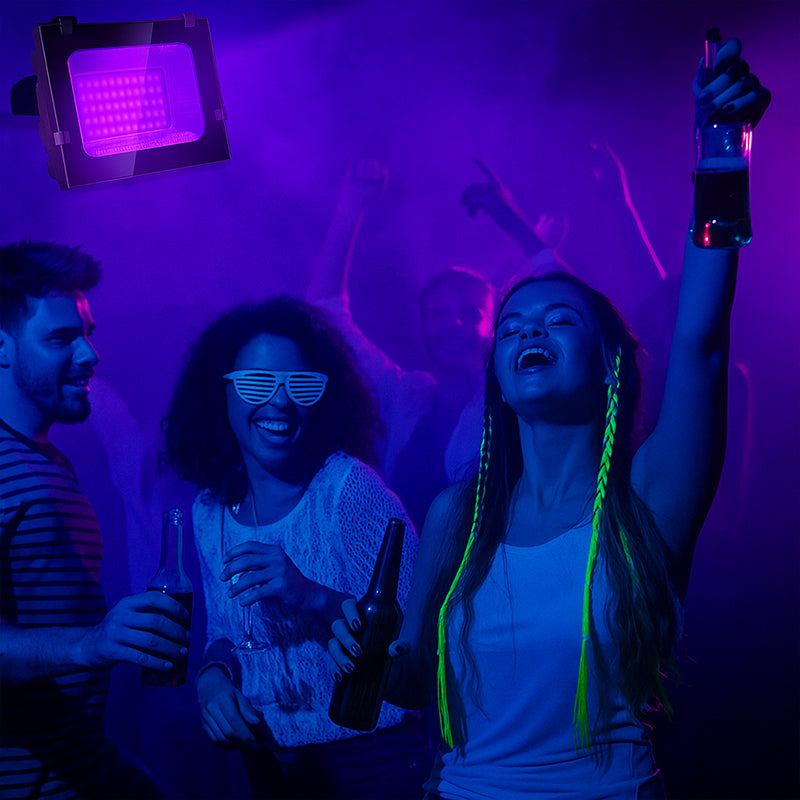 What Is the Effective Illumination Distance and Coverage Area of Black Lights?