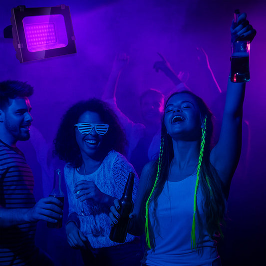 What Is the Effective Illumination Distance and Coverage Area of Black Lights?
